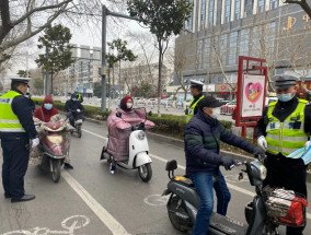 动真格！骑乘电动自行车速看！